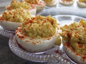 deviled eggs thebackyardchickenfarmer.com